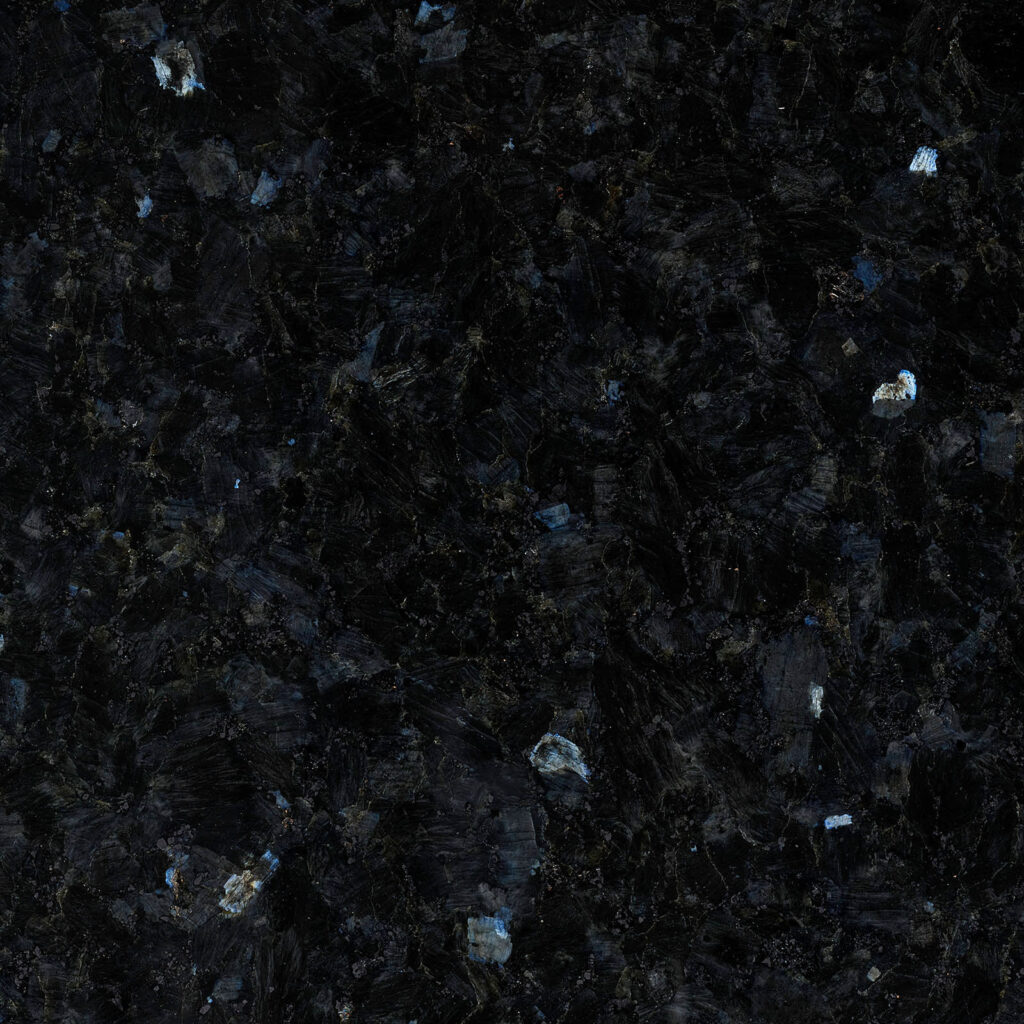 Labrador Emerald Pearl